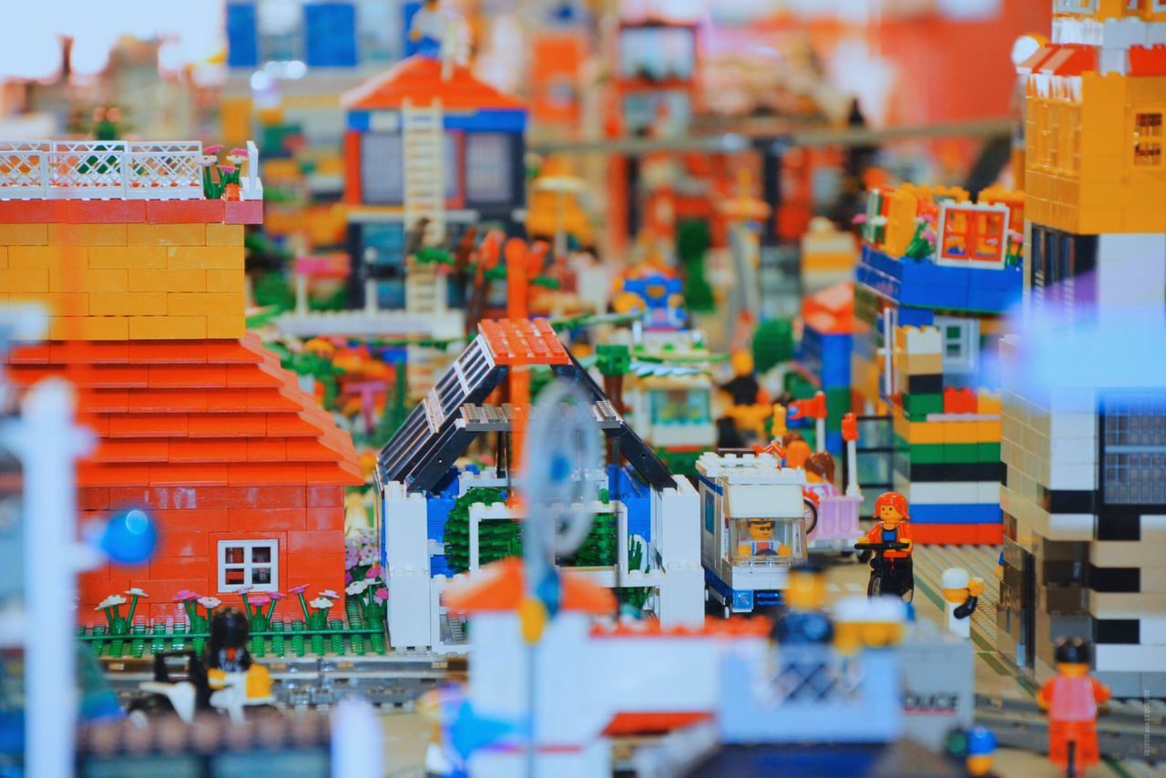aus Lego gebaute Stadt