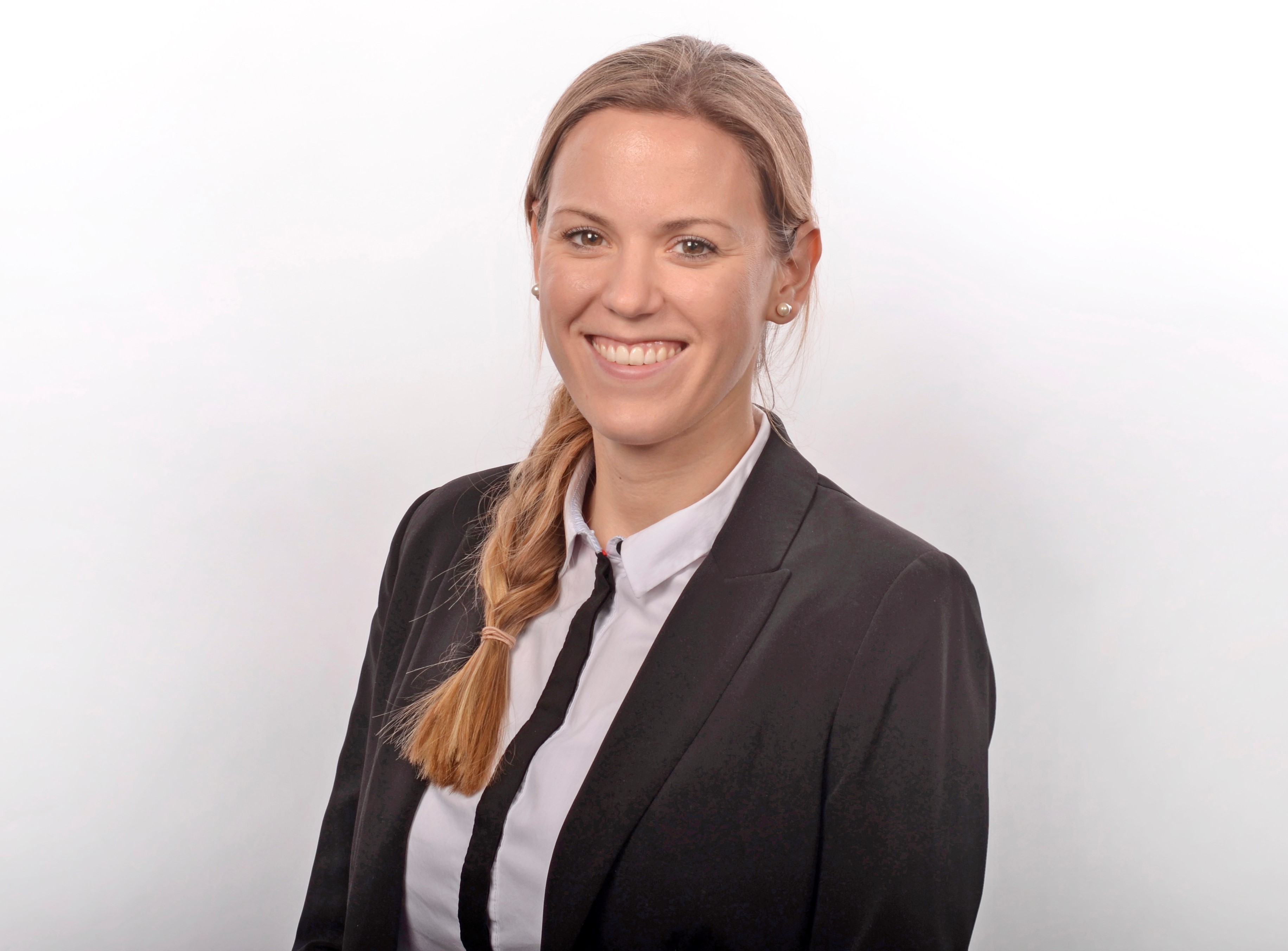 ANNA-CARINA TSCHÖRNER